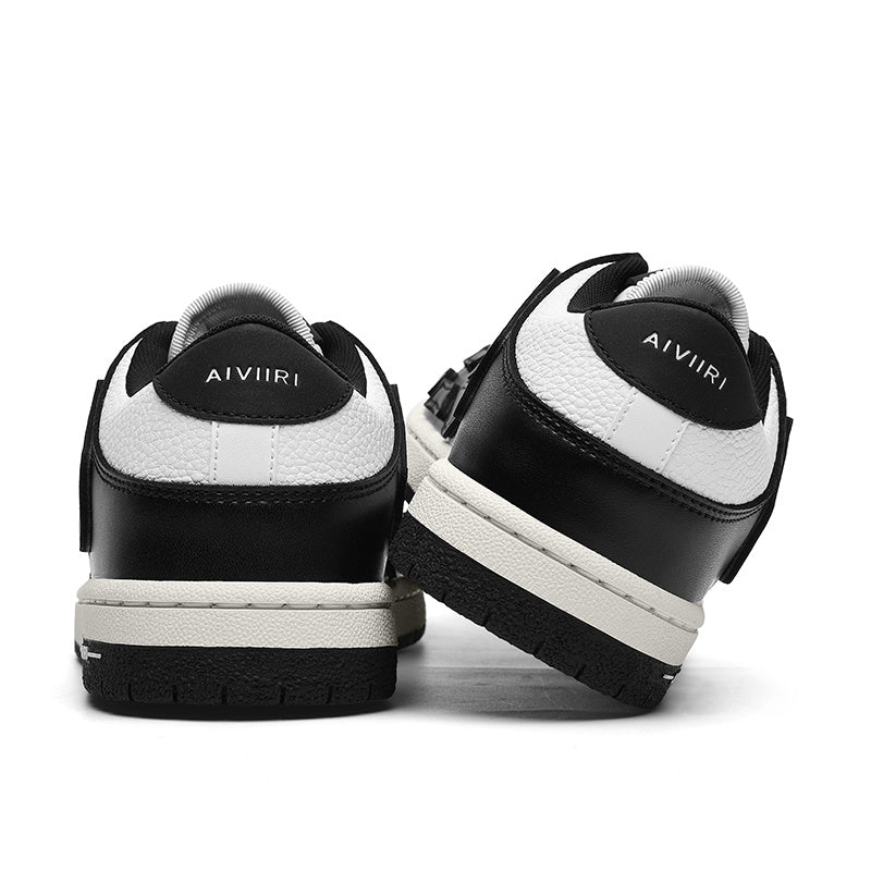 Aiviri Low-Top Sneakers in Black and White FS003-004 - product image from the listing.