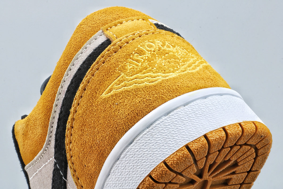 Yellow Toe Sneakers - Jordan 1 Low - product image from the listing.