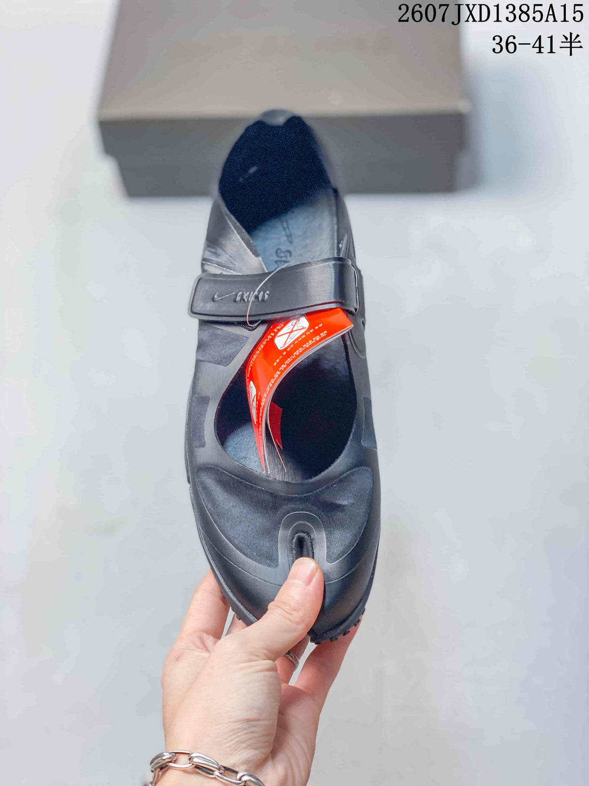 Nike x SKIMS Air Rift Mesh Split-Toe Shoes in Black - product image from the listing.