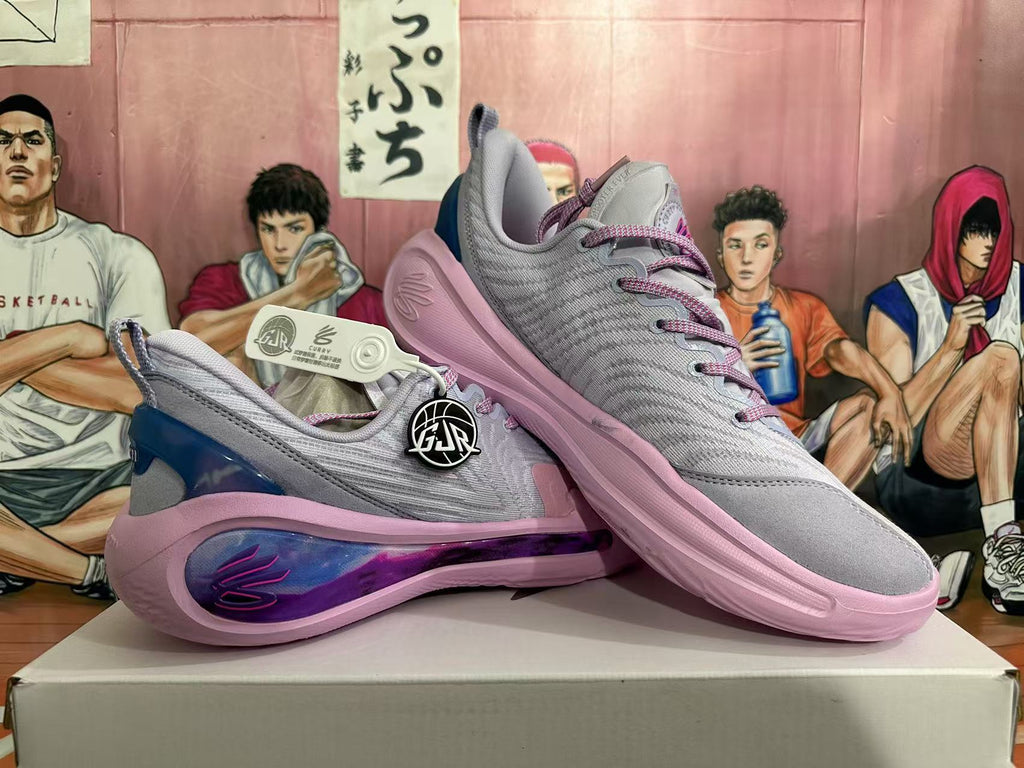 Basketball Sneakers in Pink and Gray - product image from the listing.