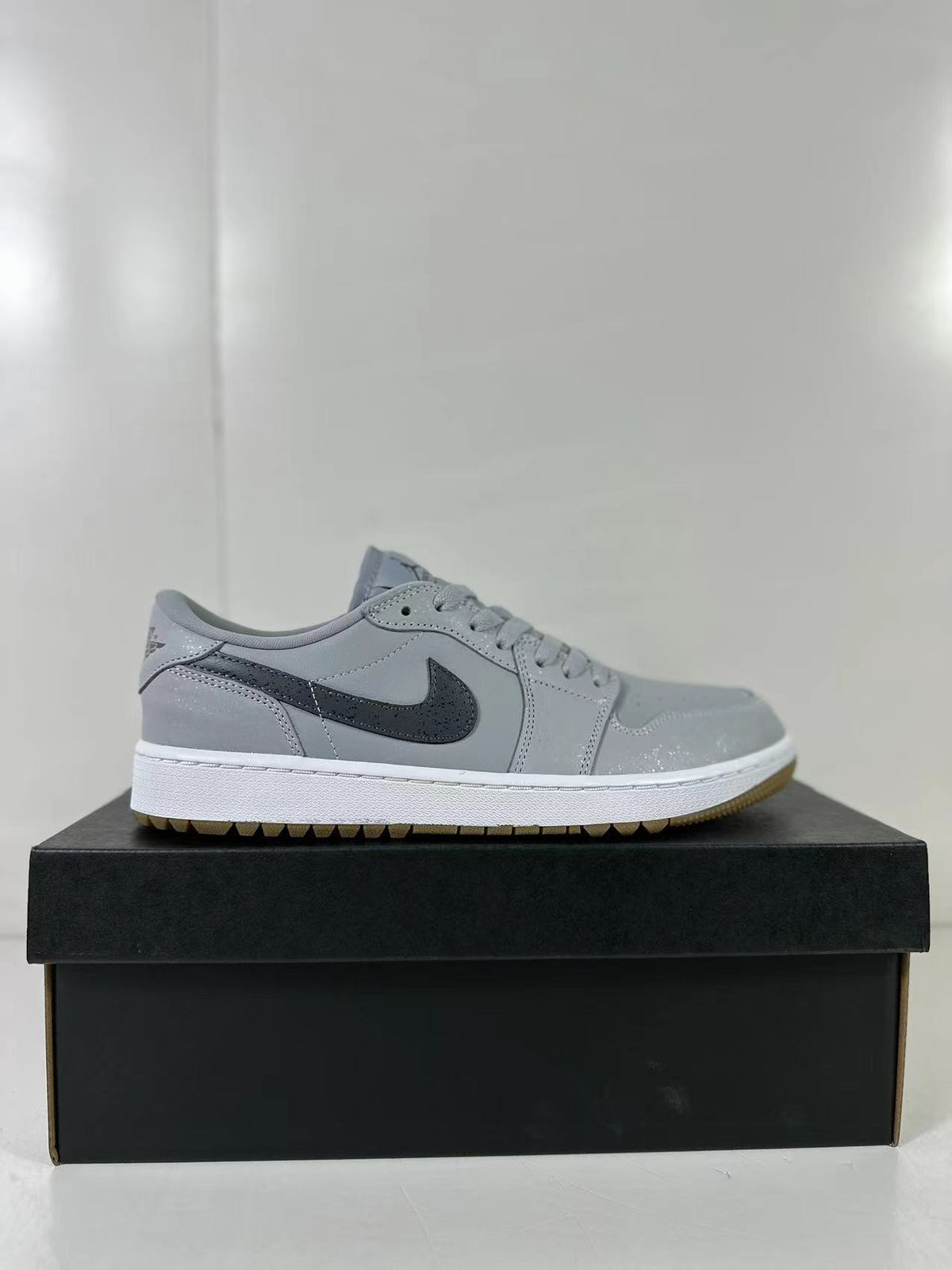 Air Jordan 1 Low Golf Grey Blue DD9315-006 - product image from the listing.