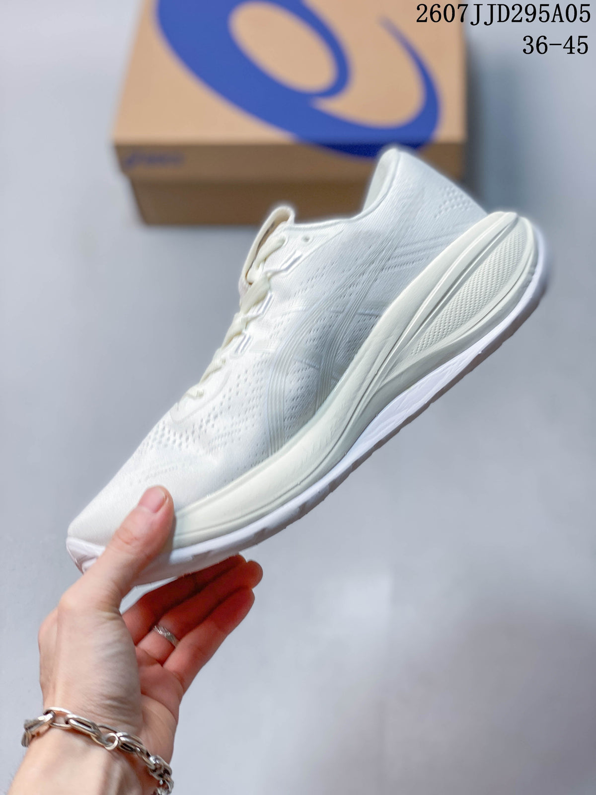 ASICS Gel-C Running Shoes in White JD295A05 - product image from the listing.