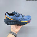 Saucony Triumph 22 GORE-TEX Shoes for Running - product image from the listing.