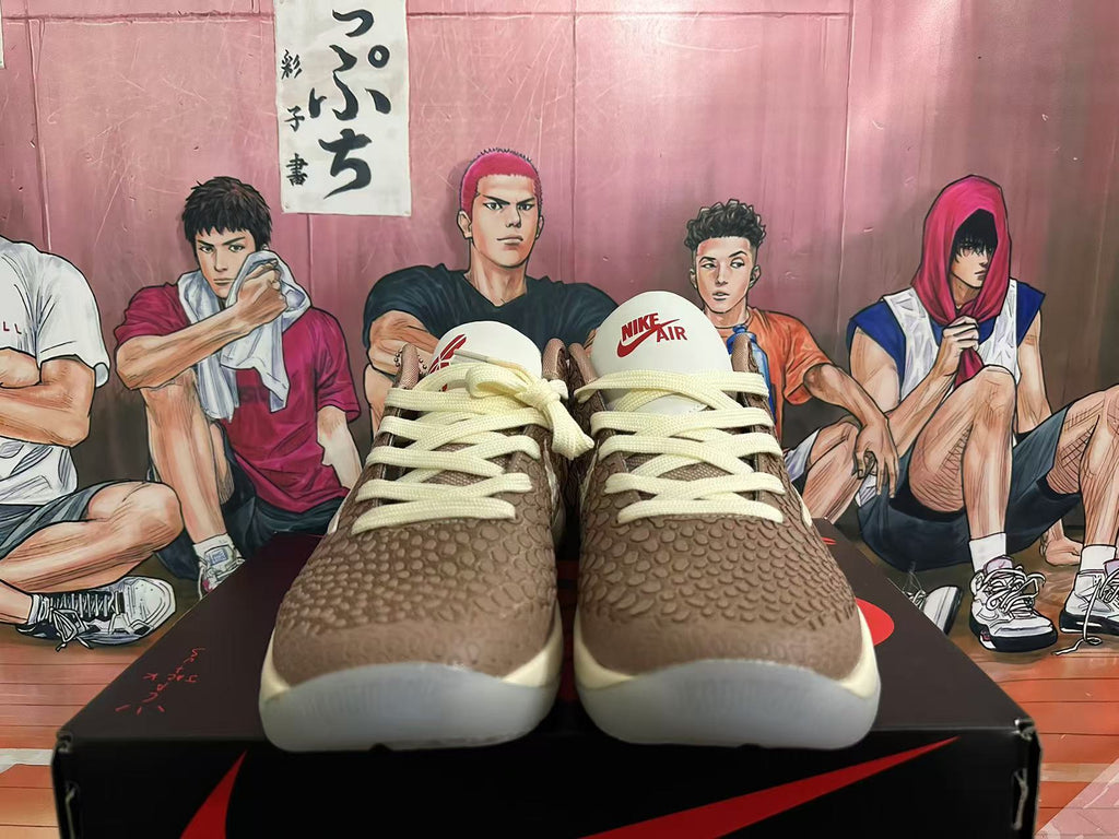 Nike GT Cut Sneakers Off-White in Brown - product image from the listing.