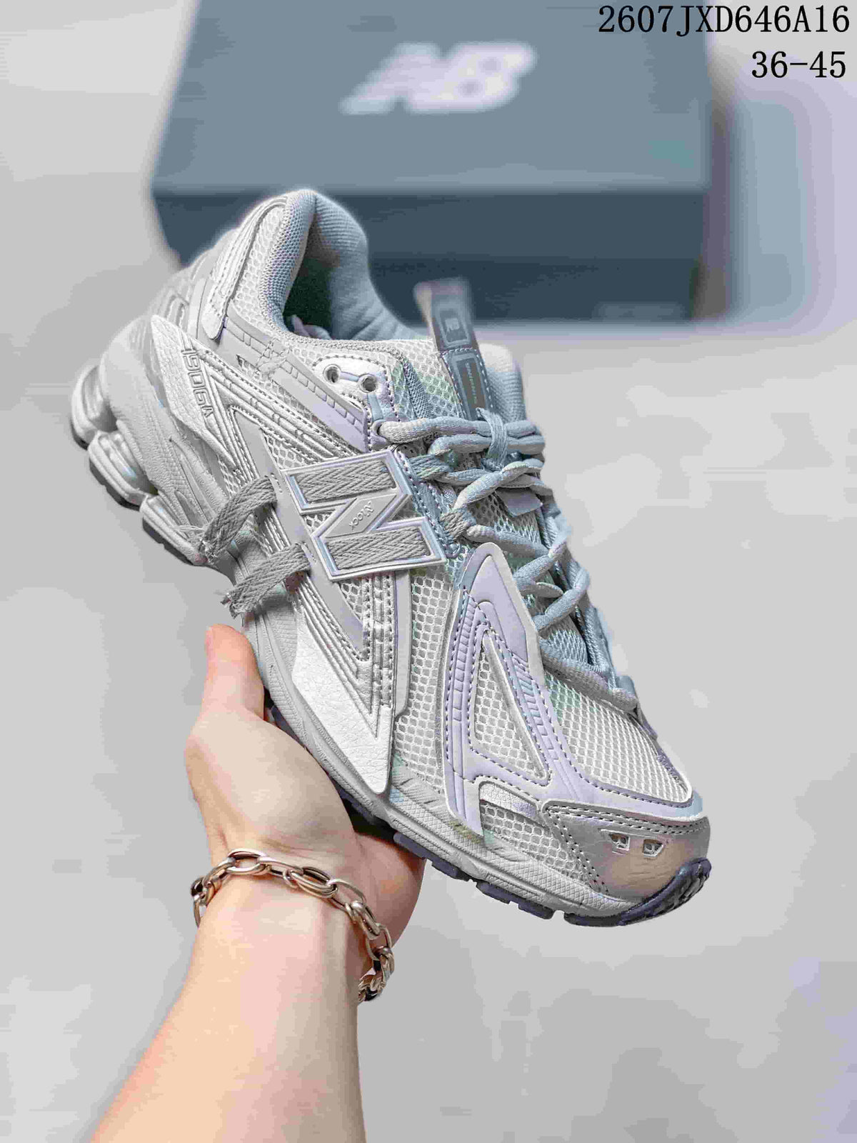 New Balance 1906A Low-Top Sneakers in Gray White 07JXD646A16 - product image from the listing.