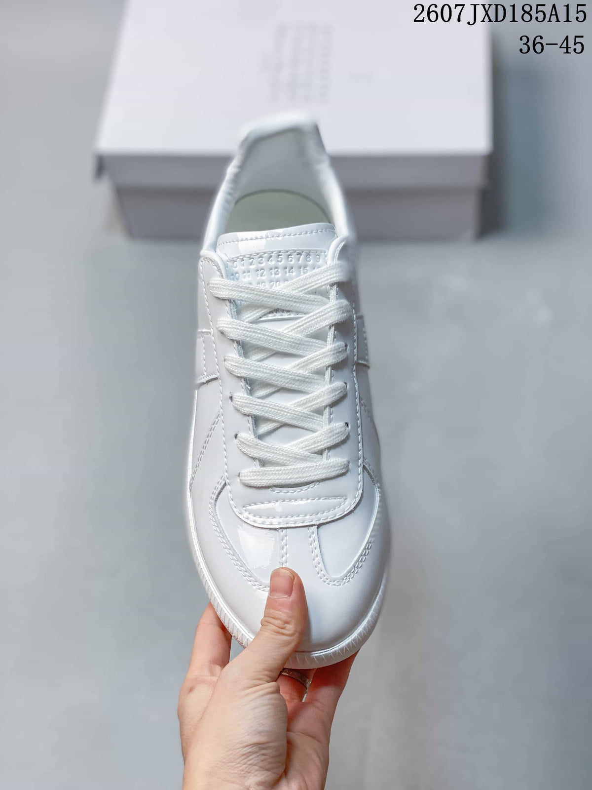 Maison Margiela S57WS0236 White Calfskin Trainers - product image from the listing.