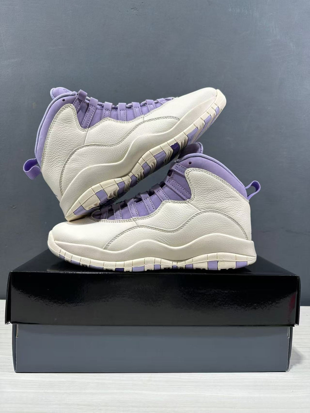 Air Jordan 10 Hydrangeas Sneakers White Purple IQ0388-101 - product image from the listing.