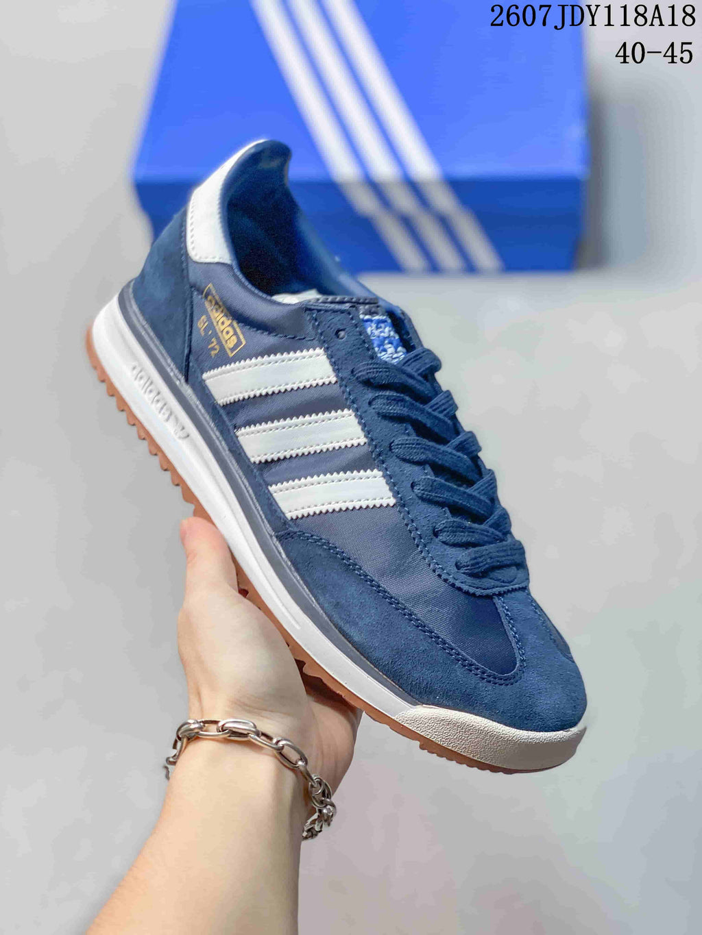 adidas SL 72 Sneakers in Navy White 2607JDY118A18 - product image from the listing.