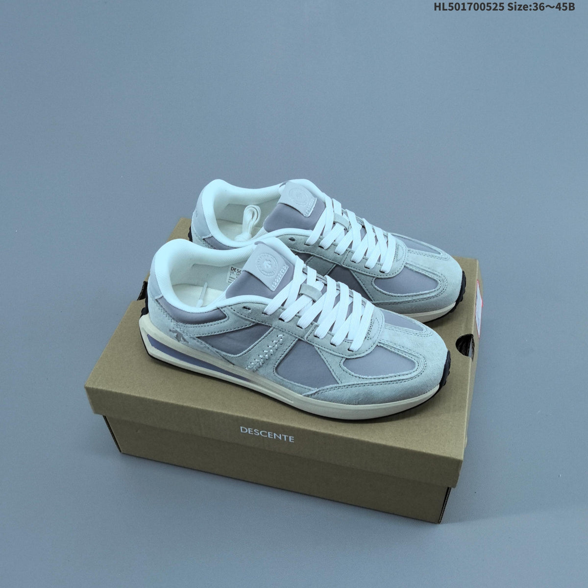 DESCENTE CHRON VELO Low-Cut Lifestyle Sneakers - product image from the listing.