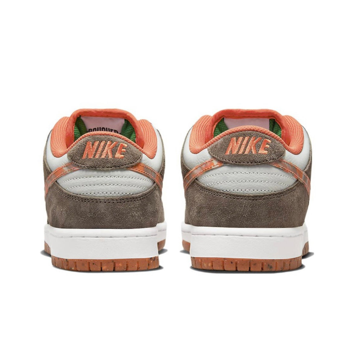 Nike SB Dunk Low Pro Crushed D.C. DH7782-001 Trainers - product image from the listing.