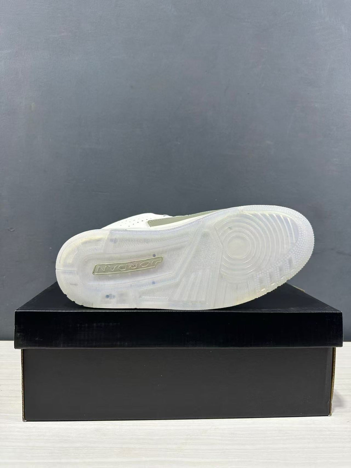 Jordan Courtside 23 High-Cut Sneakers Off-White/Tan IQ9783-171 - product image from the listing.