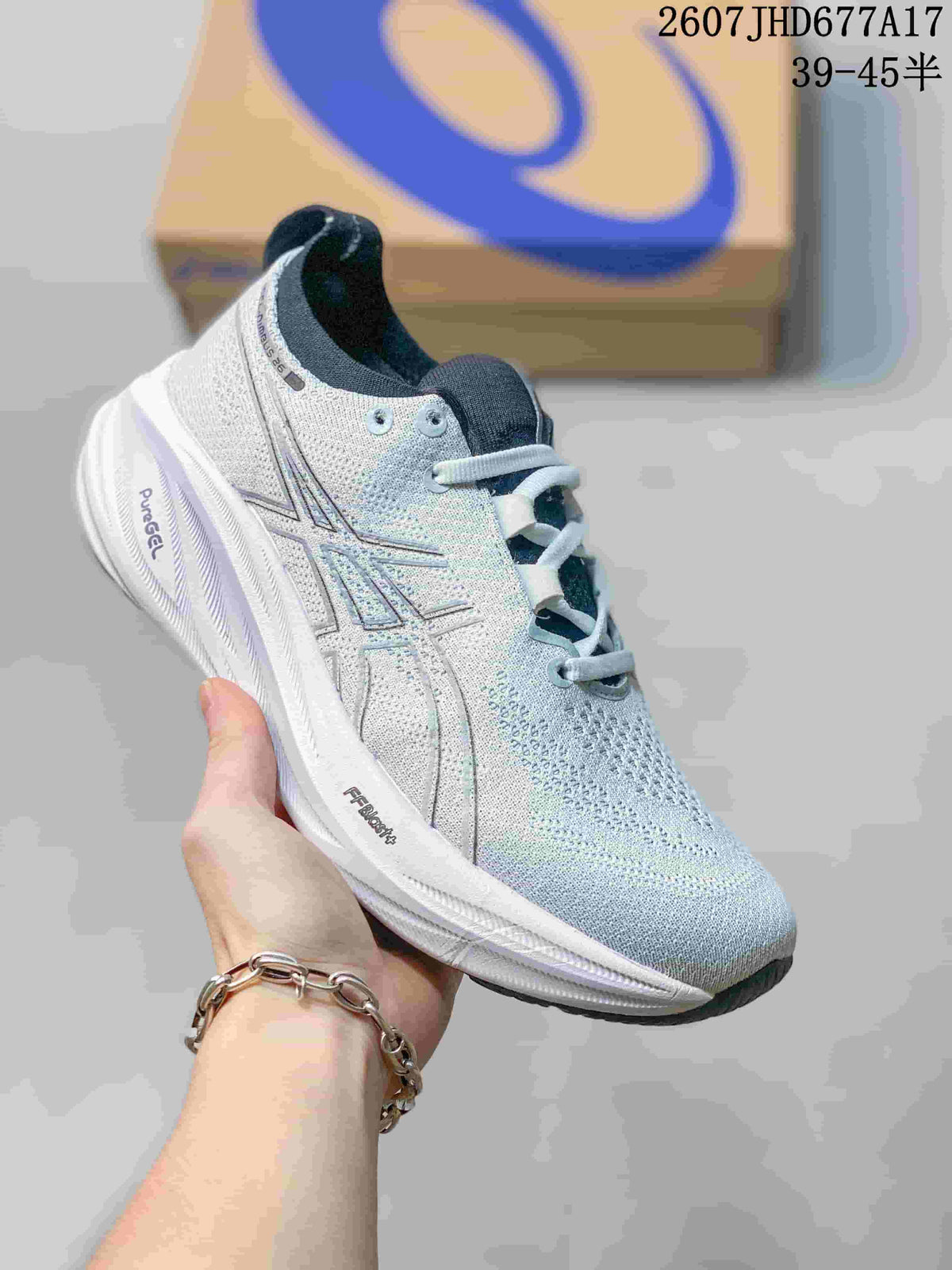 ASICS Gel-Nimbus 26 Sneakers for Running - product image from the listing.