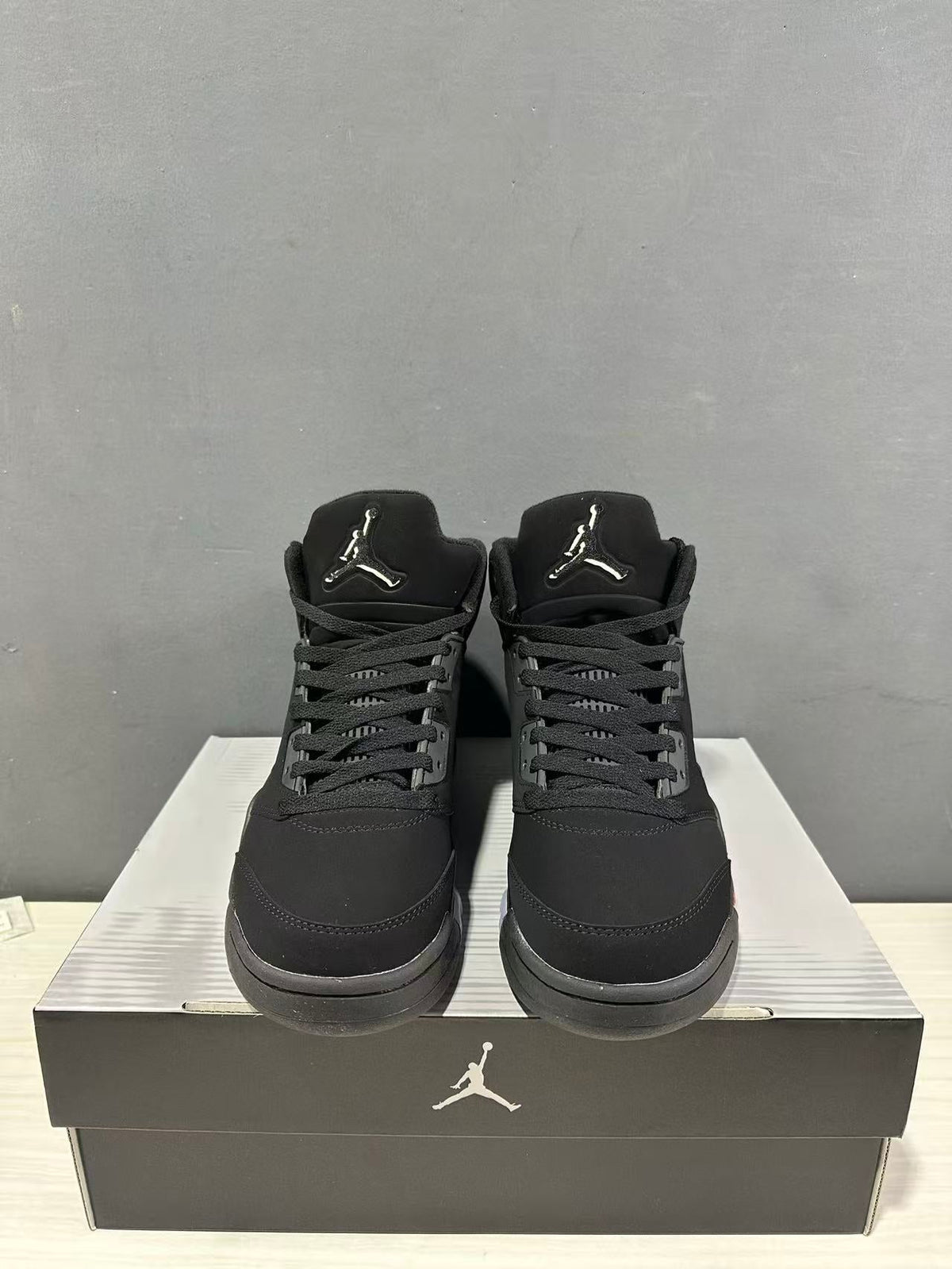 Air Jordan 5 Retro Black Red High-Top Sneakers - product image from the listing.