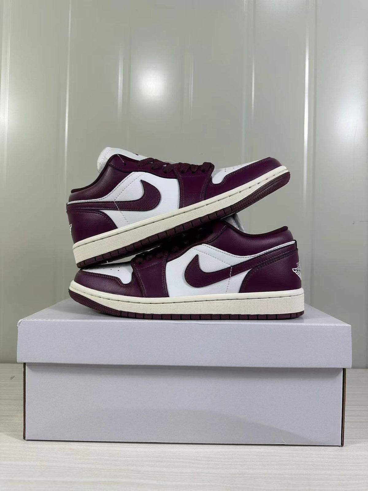Air Jordan 1 Low Bordeaux White DC0774-161 - product image from the listing.