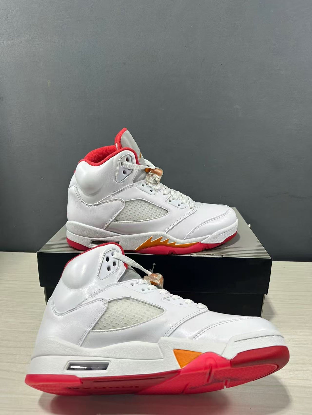 Air Jordan 5 Sunset White Sneakers IV5678-102 - product image from the listing.