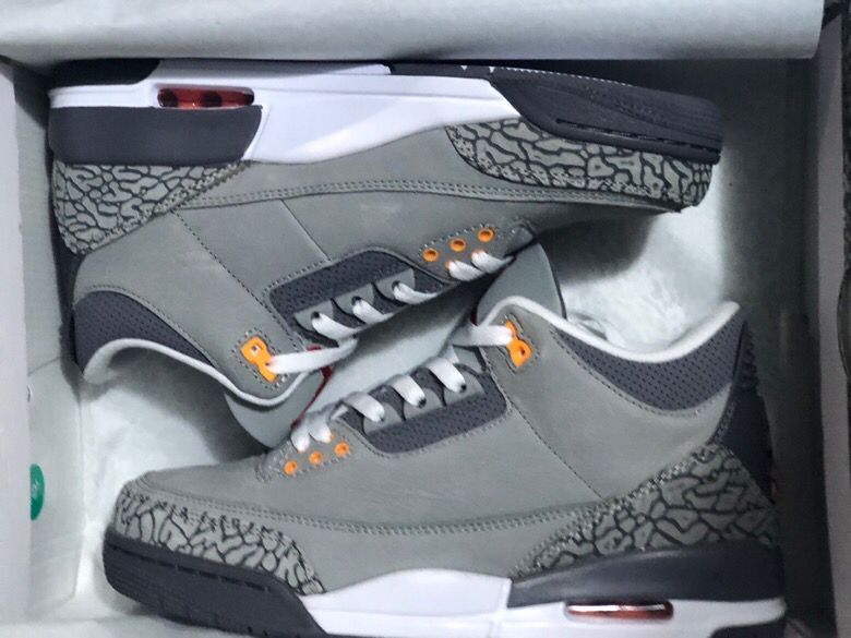 Men's Jordan 3 Gray Cement Sneakers - product image from the listing.