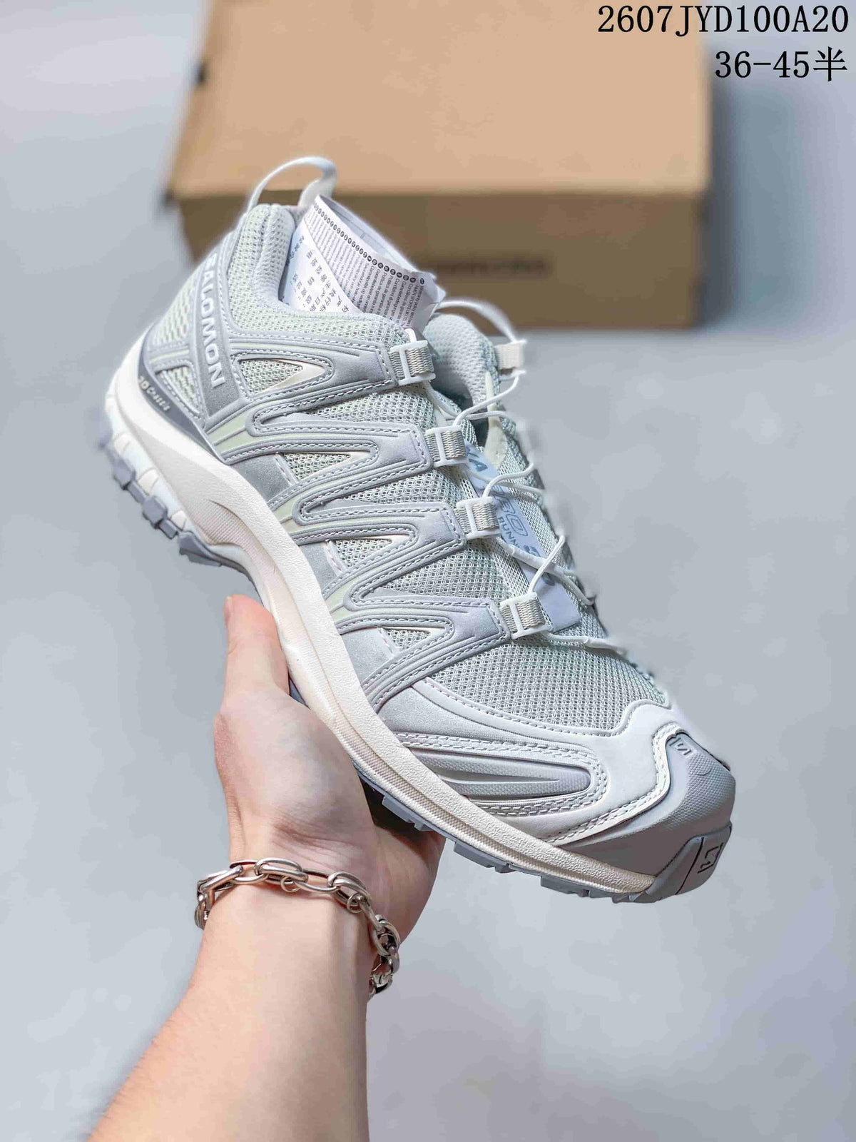 Salomon XA PRO 3D Trail Shoes for Running 2607TYD100A20 - product image from the listing.