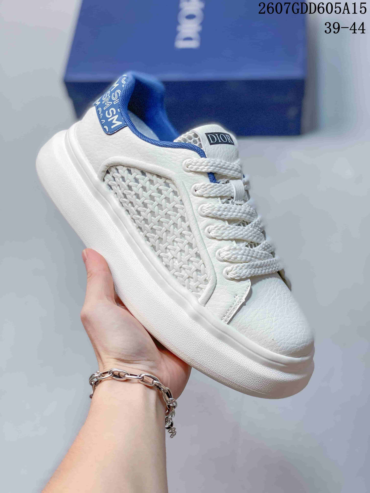 Dior Low-Top Sneakers in White and Blue 2607GDD605A15 - product image from the listing.
