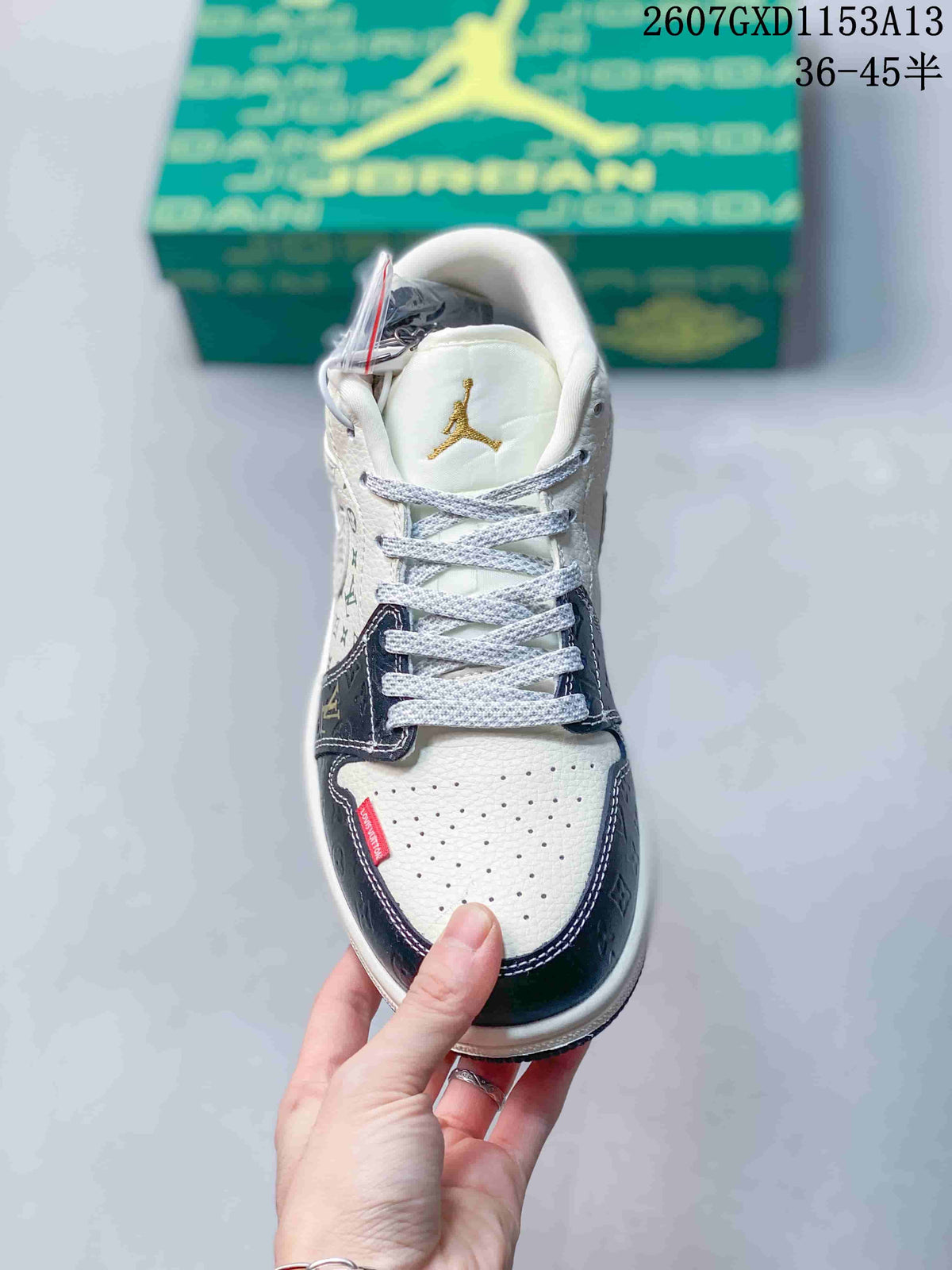 Nike SB Dunk Low Sneakers in White Navy Gold QL1988-00 - product image from the listing.