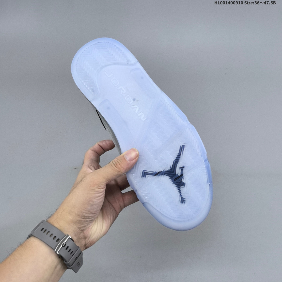 Air Jordan 5 Retro Wolf Grey High-Top Sneakers - product image from the listing.