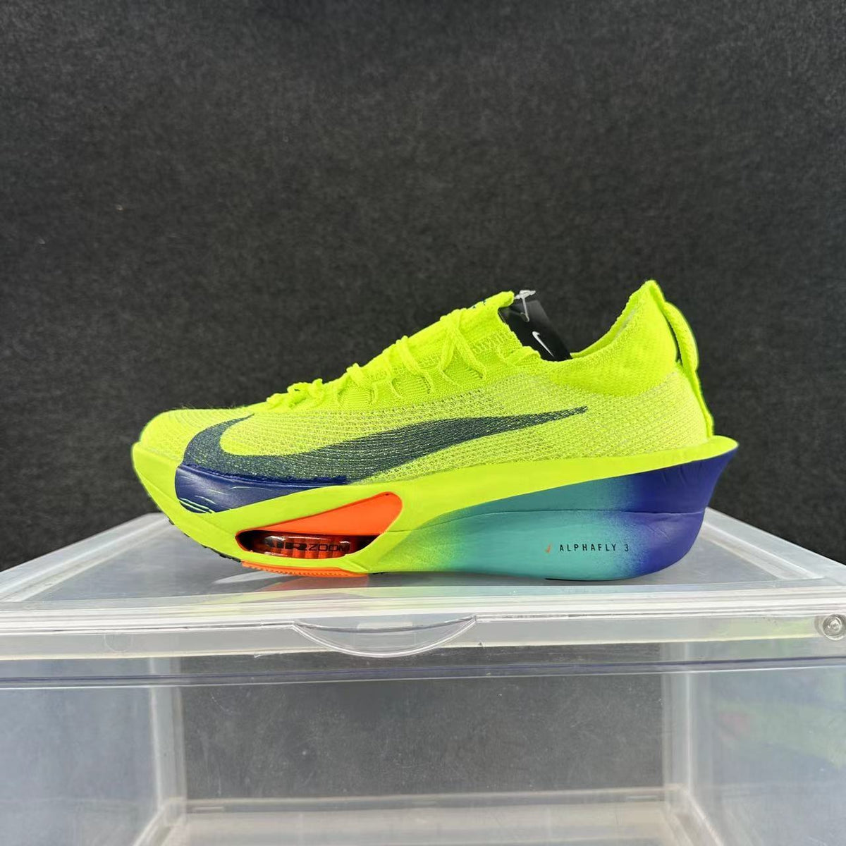 Nike Alphafly 3 Shoes for Running - product image from the listing.