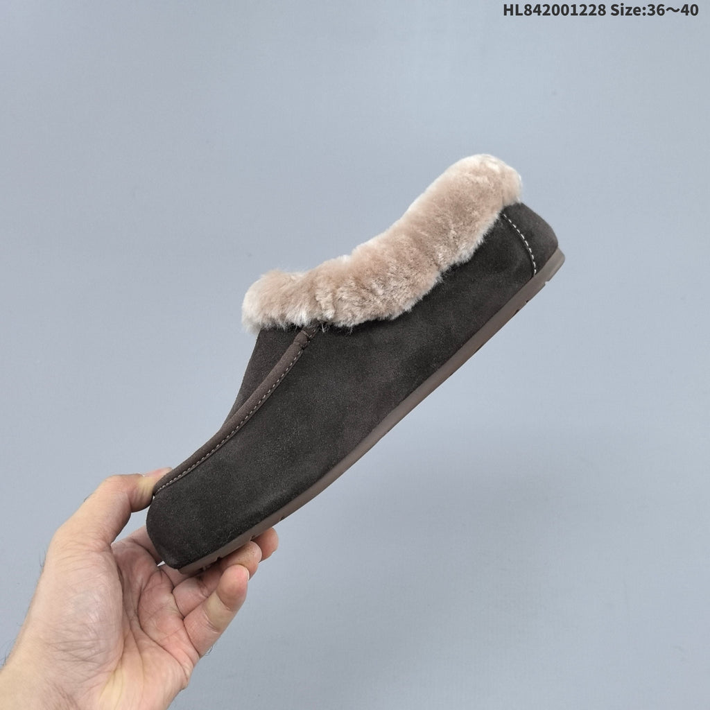 Classic Mini Dipper Suede Slippers with Faux-Fur Trim by UGG - product image from the listing.