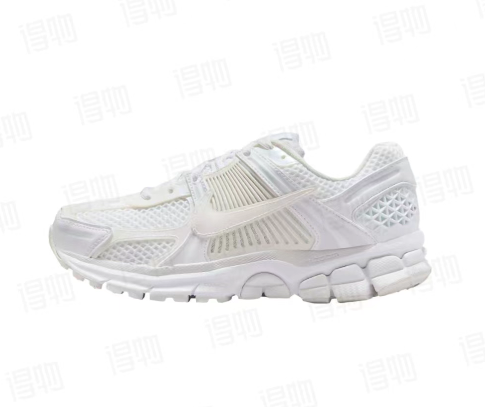 White Nike Air Zoom Vomero 5 Sneakers - product image from the listing.