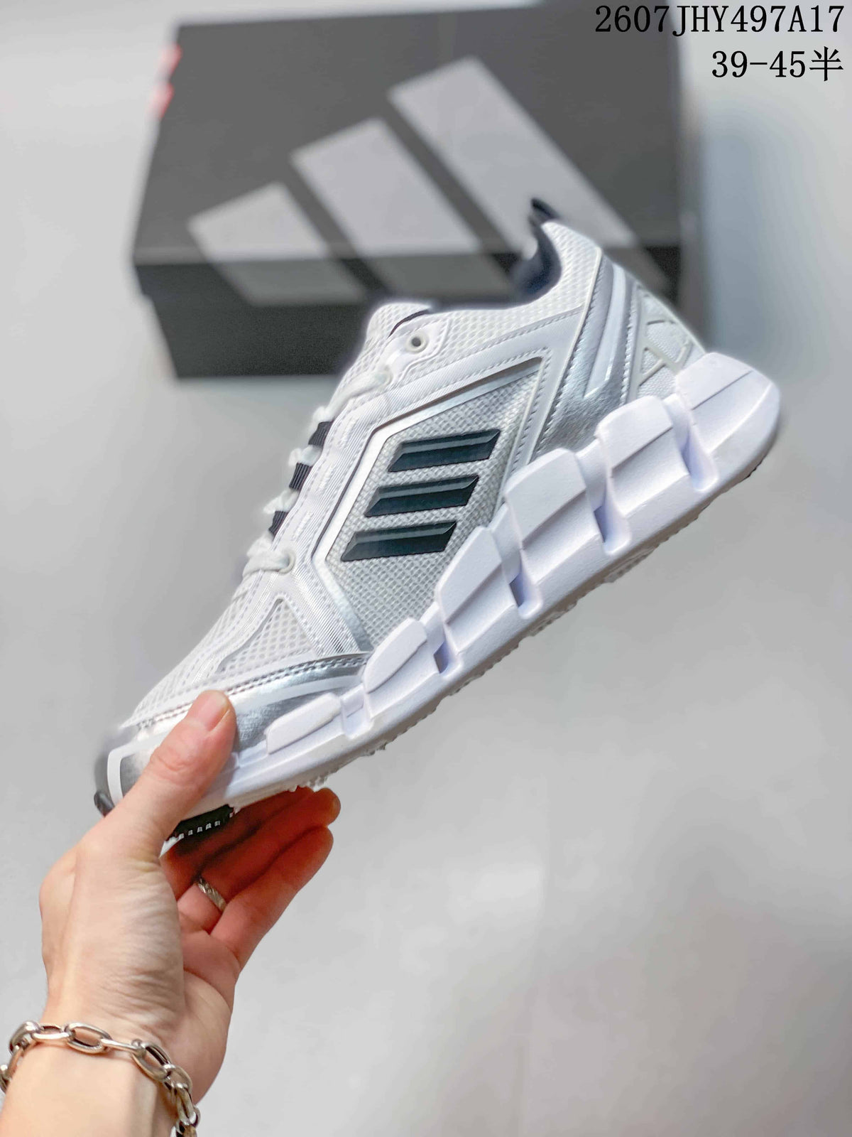 Adidas Climacool Ventage Sneakers in White Black Silver 2607JHY497A17 - product image from the listing.