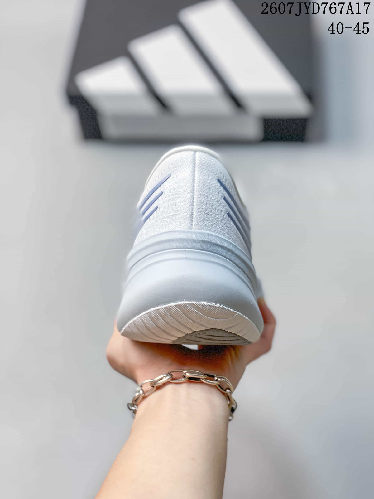 adidas Supernova Rise 4 M Sneakers in White Blue 711570YWI - product image from the listing.