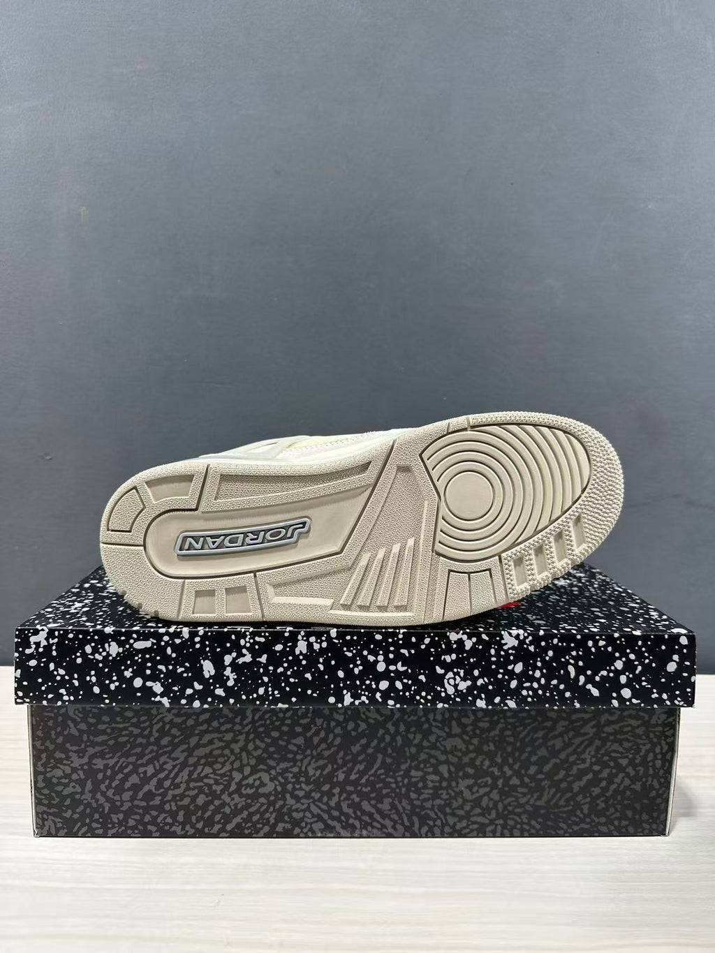Jordan Spizike Low Sneakers in Grey IU7551-030 - product image from the listing.