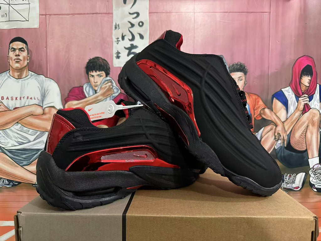 Nike Shox R4 Sneakers in Black and Red - product image from the listing.
