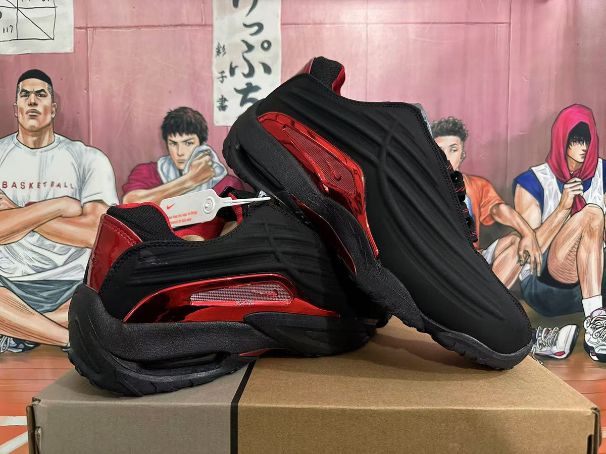 Nike Shox R4 Sneakers in Black and Red - product image from the listing.