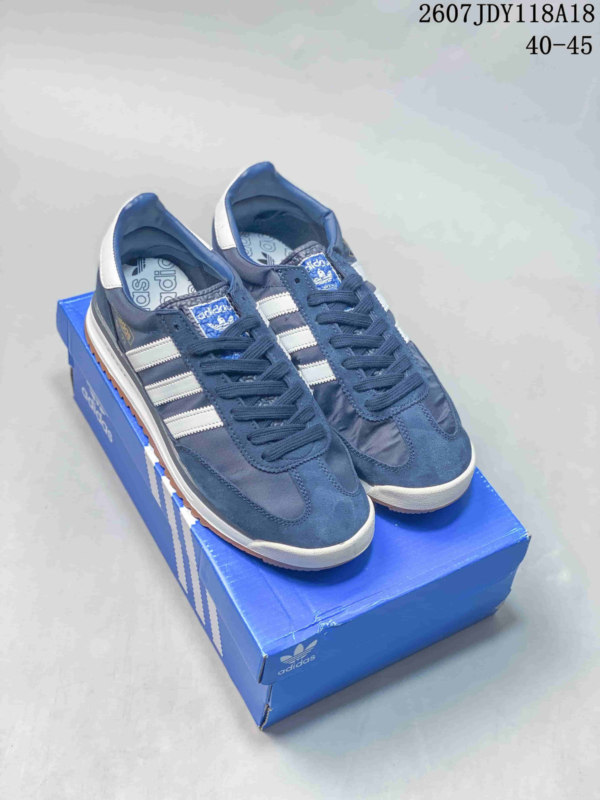 adidas SL 72 Sneakers in Navy White 2607JDY118A18 - product image from the listing.