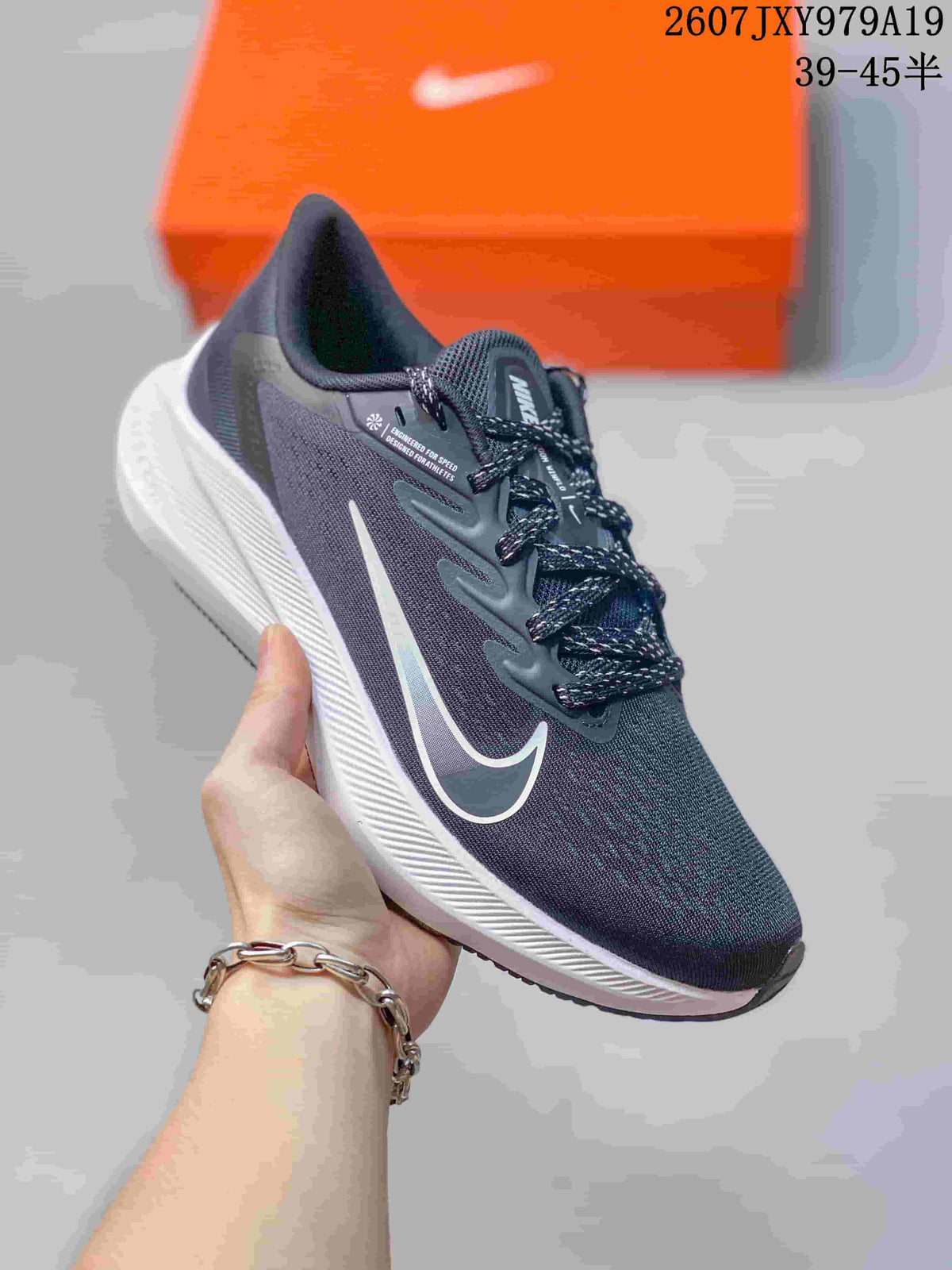 Men's Nike Zoom Winflo 7 Running Sneakers JXY979A19 - product image from the listing.