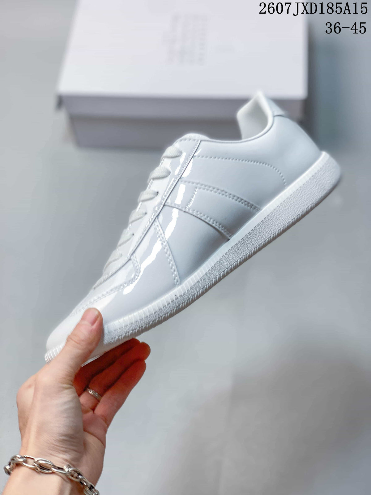 Maison Margiela S57WS0236 White Calfskin Trainers - product image from the listing.