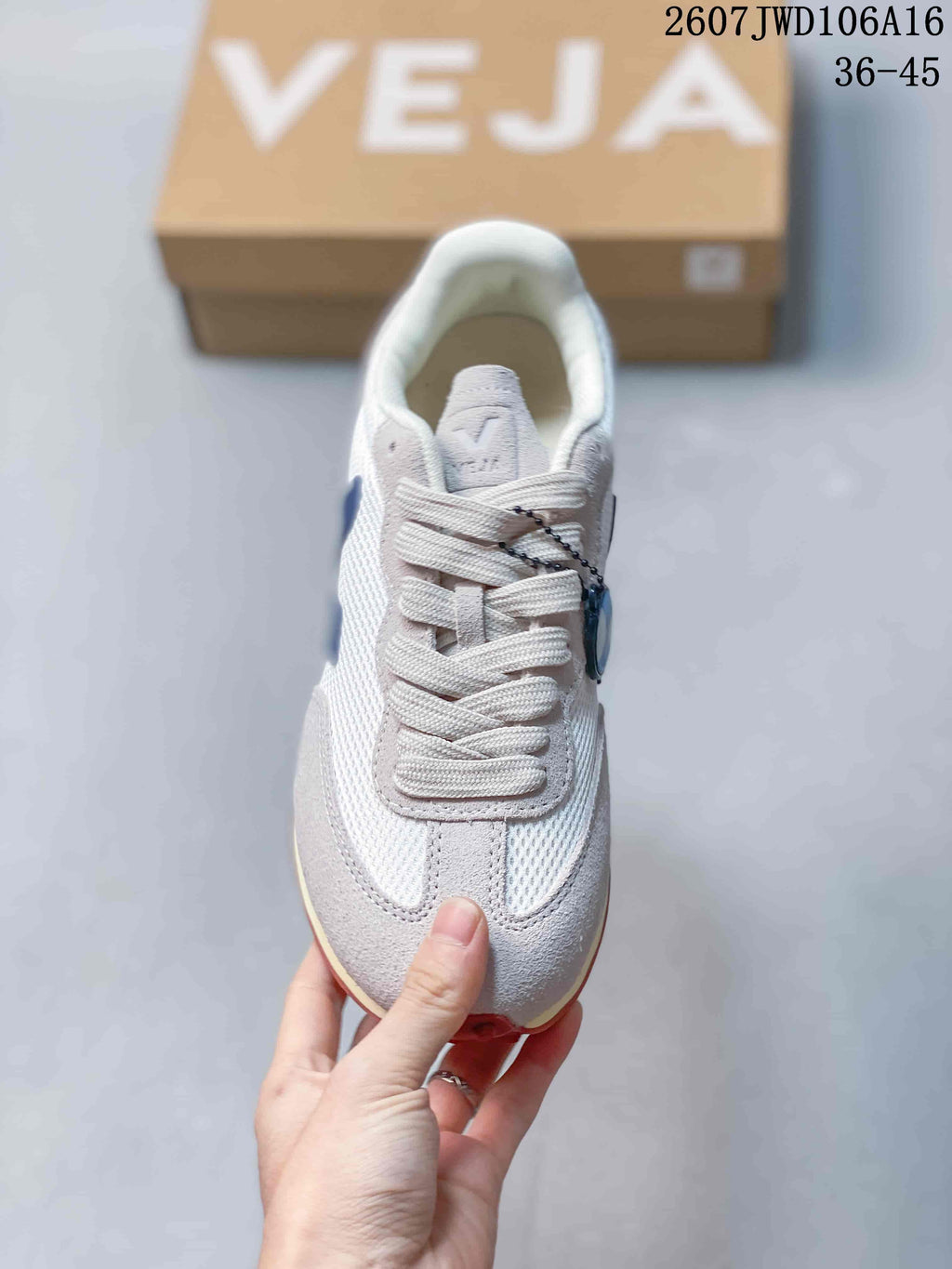 VEJA Rio Branco Alveomesh Sneakers in White Blue - product image from the listing.