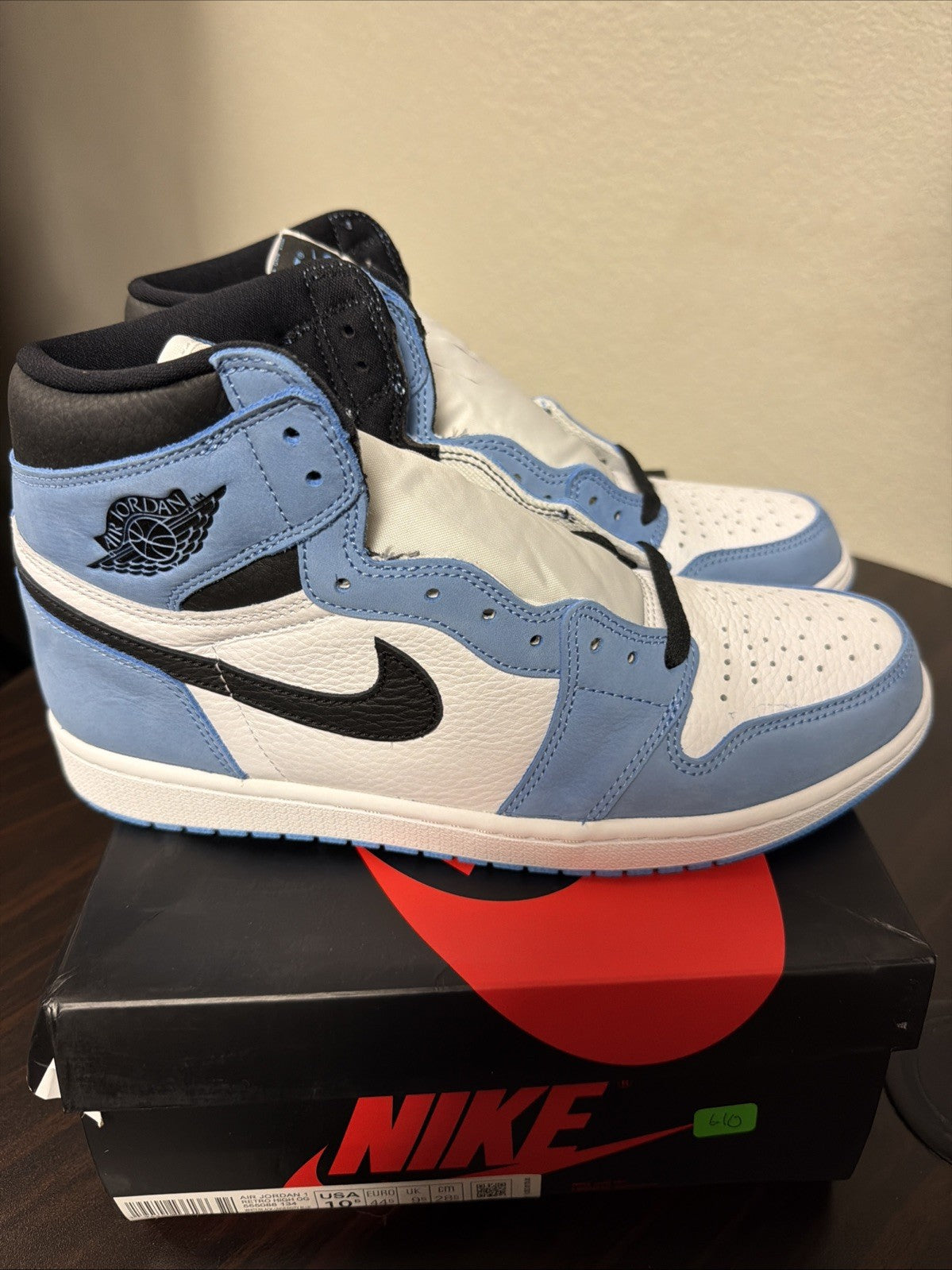 Men's Air Jordan 1 High 'University Blue' Size 10.5 NEW Sneakers 555088-134 - product image from the listing.