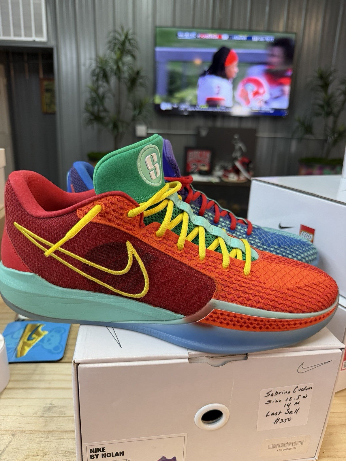 Men's Nike Multicolor Low Top Basketball Sneakers FJ4036-900 Lace Up - product image from the listing.
