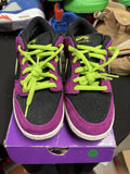 Men's Nike SB Dunk Low Red Plum -Size 9 (350) - product image from the listing.