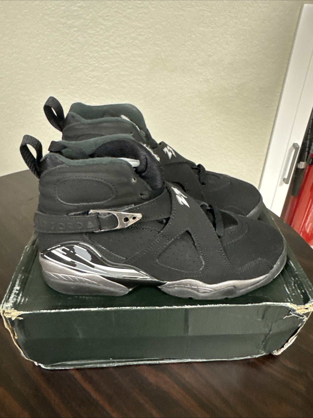 Nike Air Jordan 8 Retro BG Chrome 2015 - Size 5Y - product image from the listing.