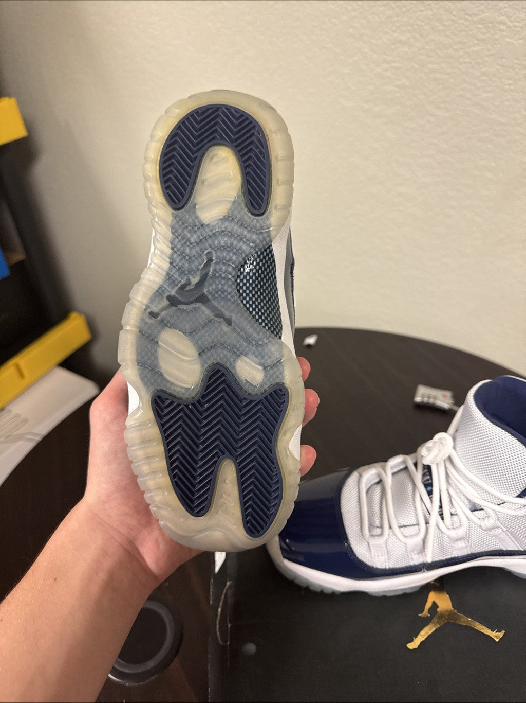 XI Retro Youth Win Like 82 White Blue Size 5Y | Worn Once - Nike Air Jordan 11 - product image from the listing.