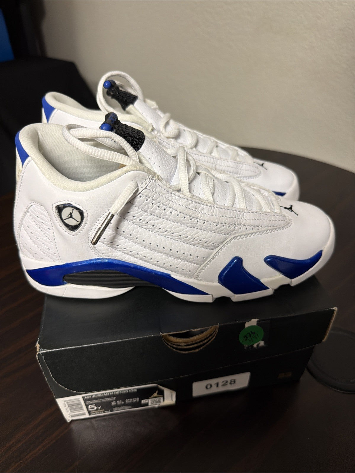 Women's Jordan 14 Retro White Hyper Royal (GS) Childrens 5Y 6.5 W/OG BOX EUC - product image from the listing.