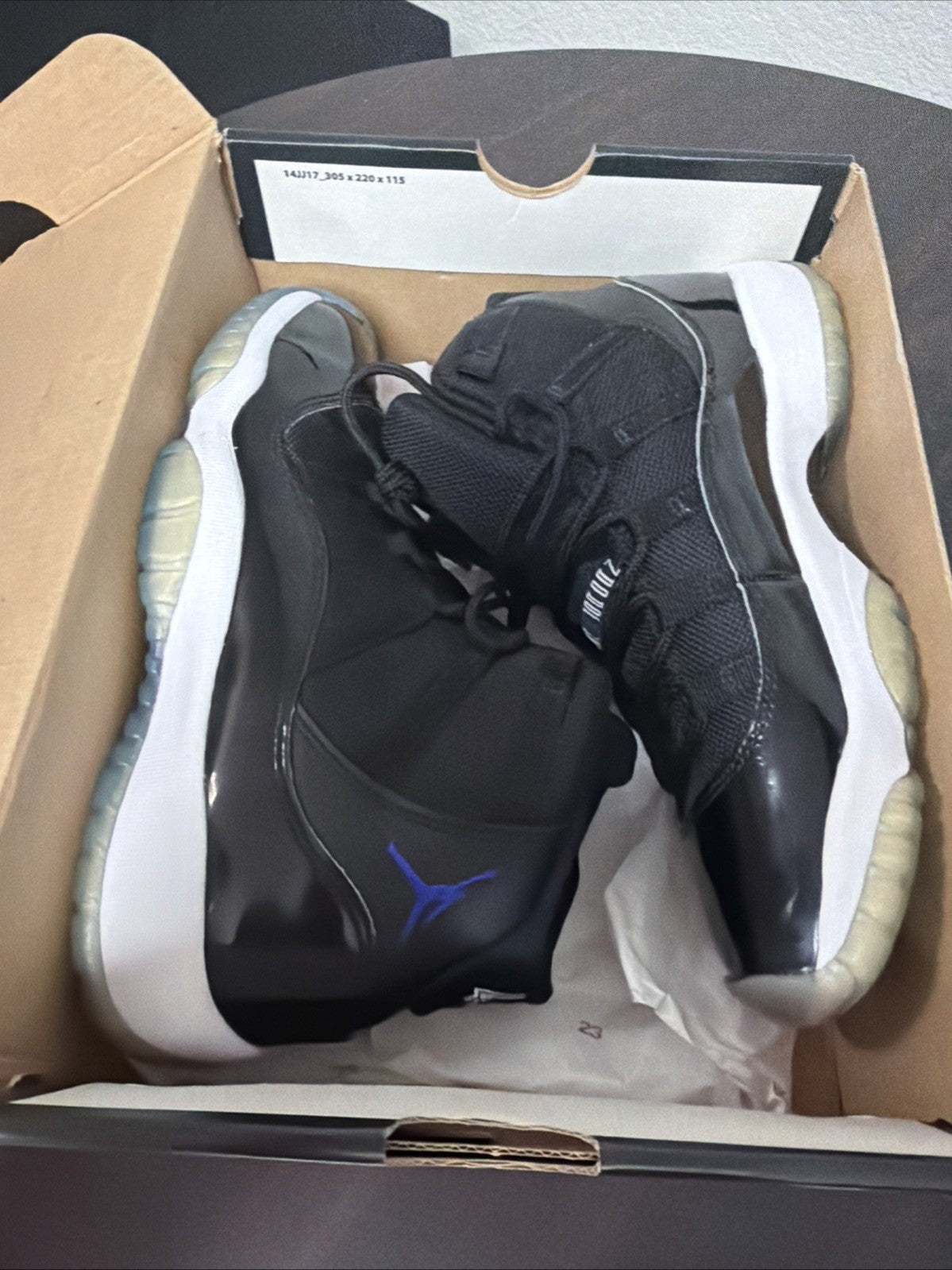Jordan 11 Retro 2016 Mid Space Jam - Size 7 (GS) - product image from the listing.