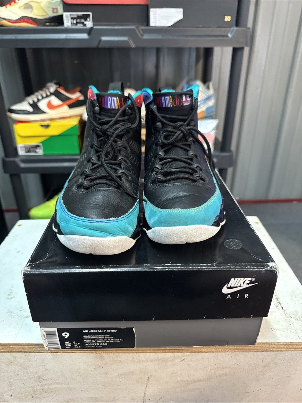 AIR JORDAN 9 RETRO - DREAM IT DO IT - Size 9 - product image from the listing.