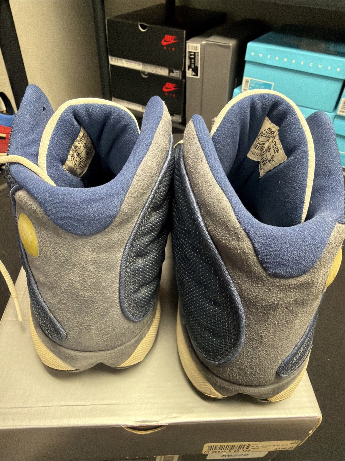 XIII Retro Flint 2005 Blue Grey Size 12 Sneakers - Nike Air Jordan 13 310004-441 - product image from the listing.