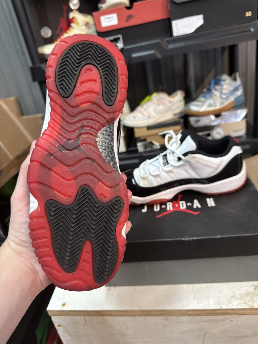 Men's Air Jordan 11 Low GS Concord Bred White Sneakers 528896-160 Size 7Y Used - product image from the listing.