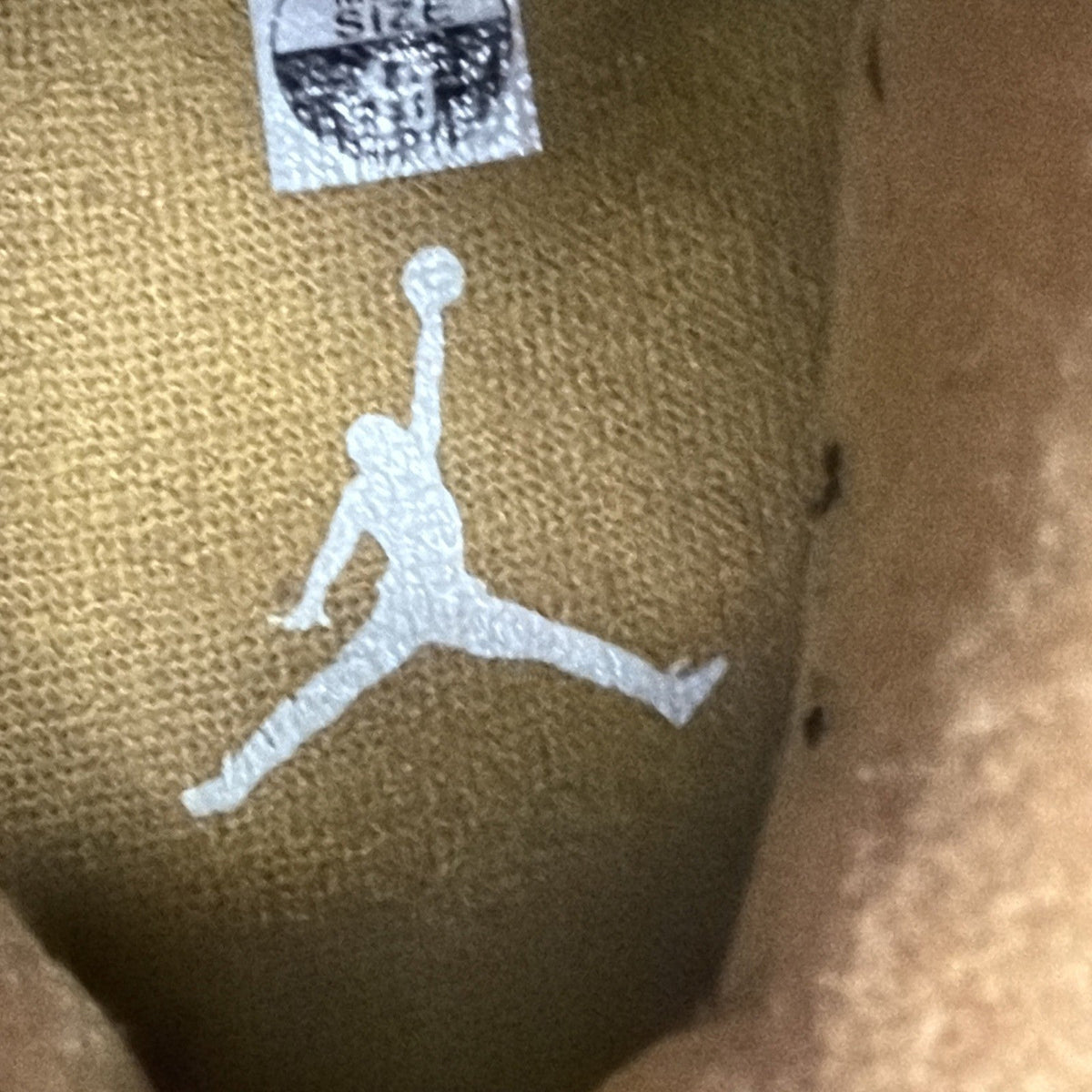 Men's Nike Air Jordan 6 Retro Wheat 2017 Size 10 Golden Harvest (209) - product image from the listing.