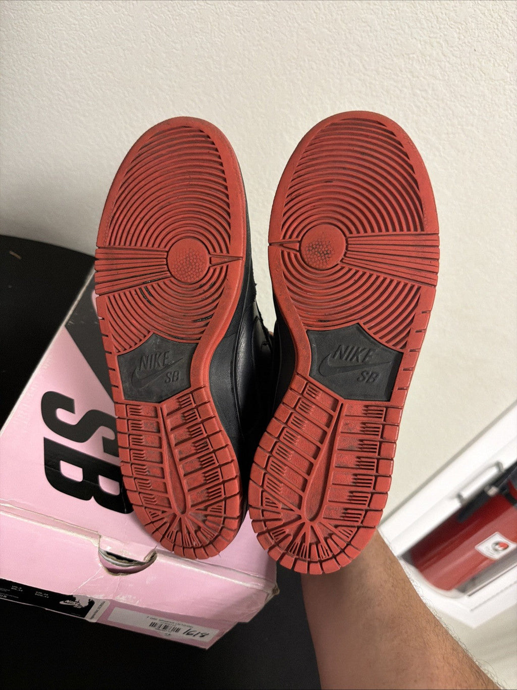 Nike SB Dunk Low TRD QS Staple Pigeon Black Trainers 883232-008 Size 10 Men's - product image from the listing.