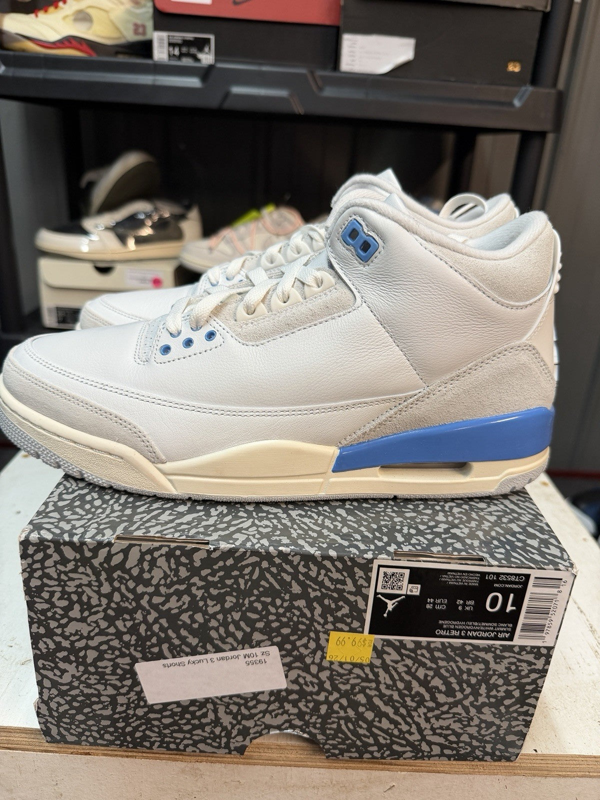 "LUCKY SHORTS" Air Jordan 3 Retro 2025 - Size 10 - CT8532 101 (54-52) - product image from the listing.