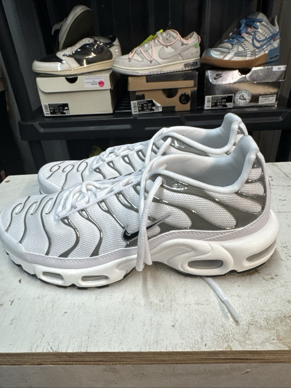 Nike AirMax Plus. White /Metallic Silver | No Box - Size 8.5 - product image from the listing.